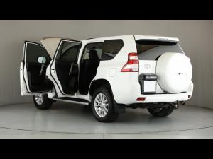 Toyota Land Cruiser Prado 3.0DT VX - Image 25
