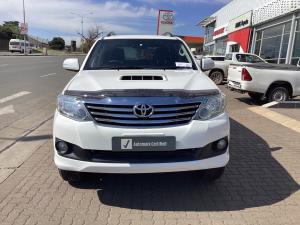 Toyota Fortuner 2.5D-4D - Image 4