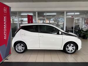 Toyota Aygo 1.0 X-Cite - Image 3