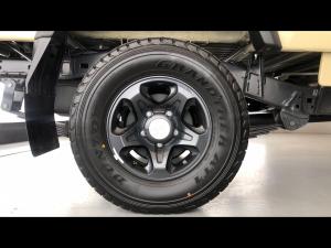 Toyota Land Cruiser 79 4.2D single cab - Image 20