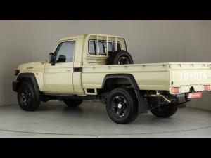 Toyota Land Cruiser 79 4.2D single cab - Image 21