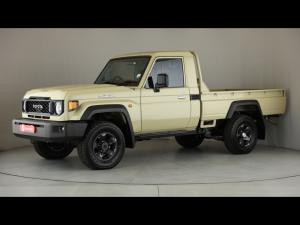 Toyota Land Cruiser 79 4.2D single cab - Image 23