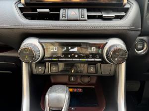 Toyota RAV4 2.5 VX AWD - Image 14