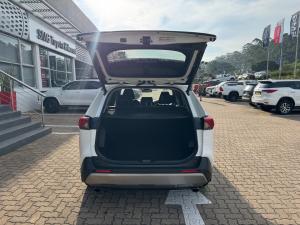 Toyota RAV4 2.5 VX AWD - Image 17