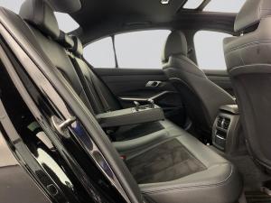 BMW 320i M Mzansi Edition automatic - Image 18