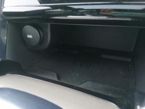 Land Rover Discovery Sport D180 R-Dynamic HSE - Image 10