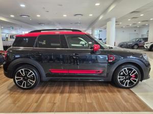 MINI Countryman John Cooper Works ALL4 Countryman - Image 2