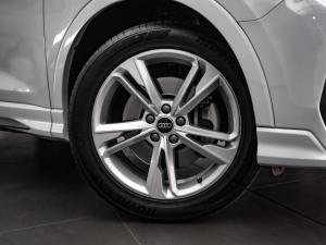 Audi Q3 40TFSI quattro S line - Image 4