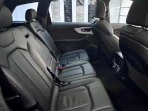 Audi Q7 45TDI quattro S line - Image 10