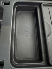 Land Rover Defender 110 D300 X-Dynamic HSE - Image 19
