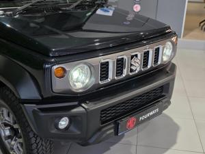 Suzuki Jimny 1.5 GLX AllGrip 3-door auto - Image 5