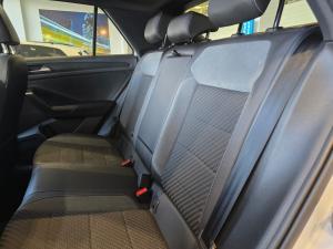 Volkswagen T-Roc 2.0TSI 140kW 4Motion R-Line - Image 18