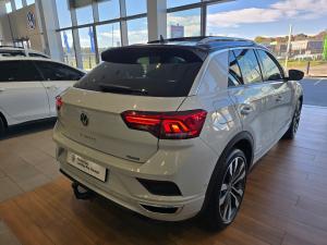 Volkswagen T-Roc 2.0TSI 140kW 4Motion R-Line - Image 4