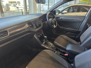 Volkswagen T-Roc 2.0TSI 140kW 4Motion R-Line - Image 7