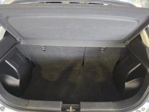 Suzuki Baleno 1.5 GL auto - Image 8