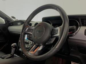 Ford Mustang 2.3 Ecoboost automatic - Image 13
