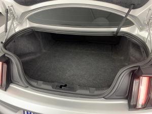 Ford Mustang 2.3 Ecoboost automatic - Image 17