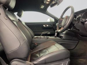 Ford Mustang 2.3 Ecoboost automatic - Image 18