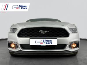 Ford Mustang 2.3 Ecoboost automatic - Image 2