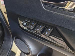 Toyota Hilux 2.8GD-6 double cab 4x4 Legend manual - Image 13