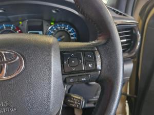 Toyota Hilux 2.8GD-6 double cab 4x4 Legend manual - Image 21