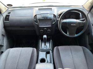 Isuzu D-Max 250 double cab Hi-Ride auto - Image 9