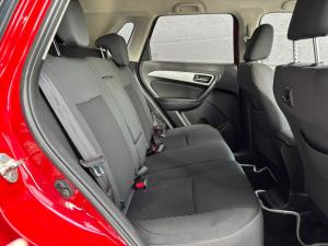 Suzuki Vitara Brezza 1.5 GLX - Image 12