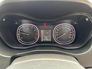 Suzuki Vitara Brezza 1.5 GLX - Image 13