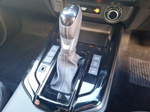 Isuzu D-Max 3.0TD double cab V-Cross 4x4 - Image 12
