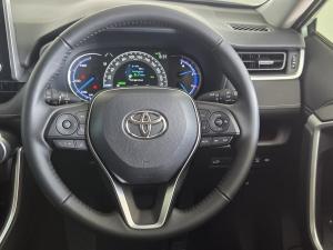 Toyota RAV4 2.5 Hybrid VX E-Four - Image 8