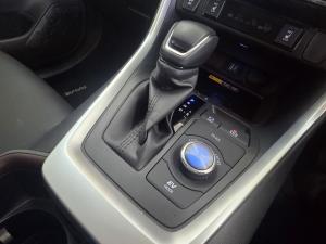 Toyota RAV4 2.5 Hybrid VX E-Four - Image 13