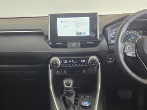Toyota RAV4 2.5 Hybrid VX E-Four - Image 15
