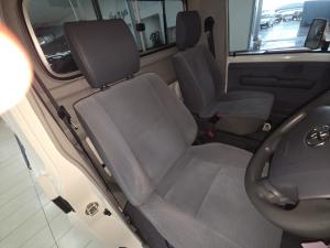Toyota Land Cruiser 79 4.5D-4D LX V8 single cab - Image 15