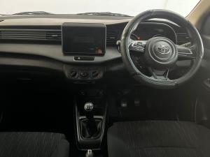 Toyota Rumion 1.5 SX manual - Image 6