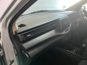 Toyota Rumion 1.5 SX manual - Image 7