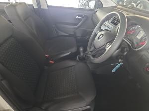 Volkswagen Polo Vivo hatch 1.4 Life - Image 14