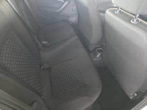 Volkswagen Polo Vivo hatch 1.4 Life - Image 15