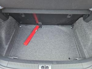 Volkswagen Polo Vivo hatch 1.4 - Image 10