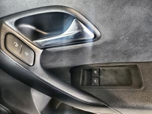Volkswagen Polo Vivo hatch 1.4 - Image 18
