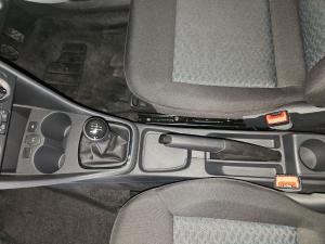 Volkswagen Polo Vivo hatch 1.4 - Image 12