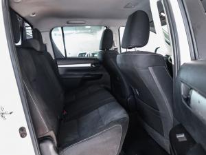 Toyota Hilux 2.8GD-6 double cab 4x4 Raider auto - Image 14