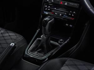 Volkswagen T-Cross 1.0TSI R-Line - Image 21