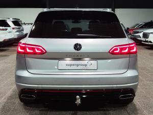 Volkswagen Touareg V6 TDI Executive R-Line - Image 10