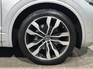 Volkswagen Touareg V6 TDI Executive R-Line - Image 14