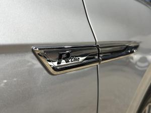 Volkswagen Touareg V6 TDI Executive R-Line - Image 16