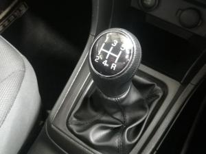 Suzuki Vitara Brezza 1.5 GLX - Image 21
