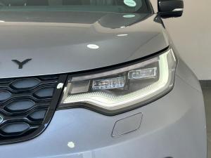Land Rover Discovery D350 Dynamic HSE - Image 21