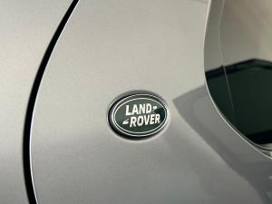 Land Rover Discovery D350 Dynamic HSE - Image 9