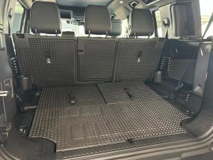 Land Rover Defender 110 D350 X-Dynamic HSE - Image 16