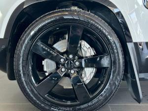 Land Rover Defender 110 D350 X-Dynamic HSE - Image 26